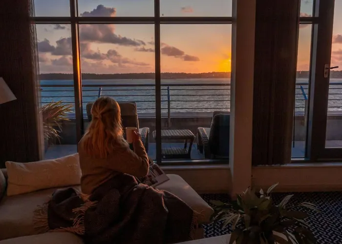 Radisson Blu Waterfront Hotel, Jersey